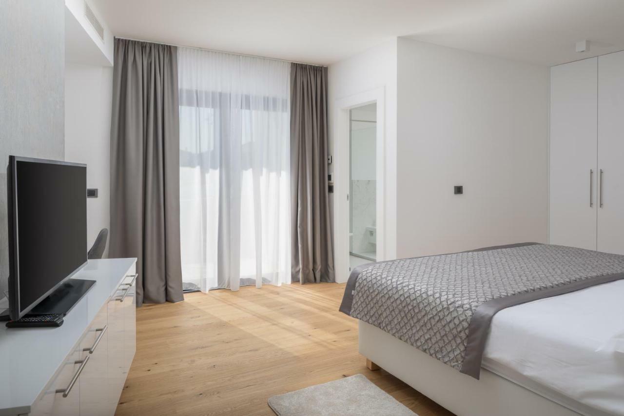 Luxury Apartments Baotic Трогір Екстер'єр фото