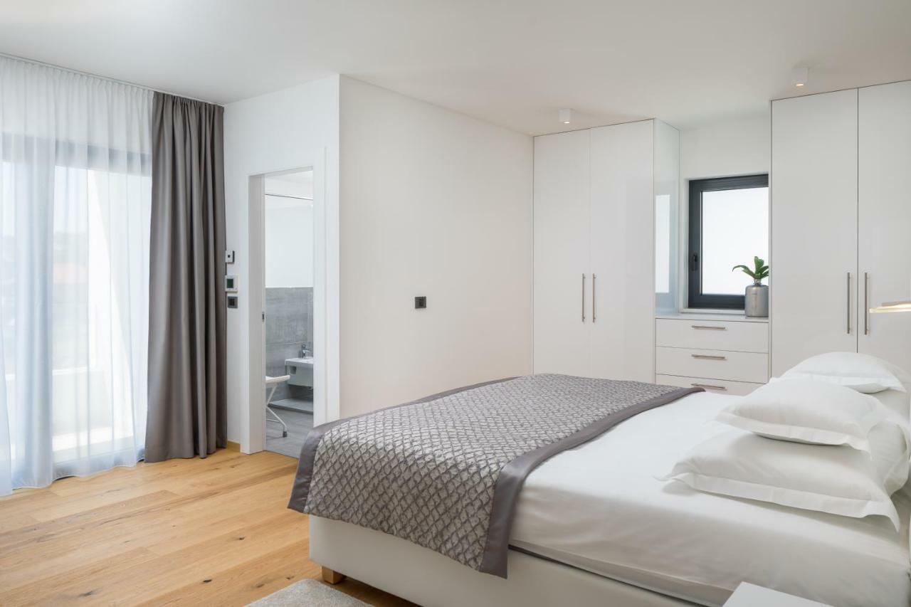 Luxury Apartments Baotic Трогір Екстер'єр фото