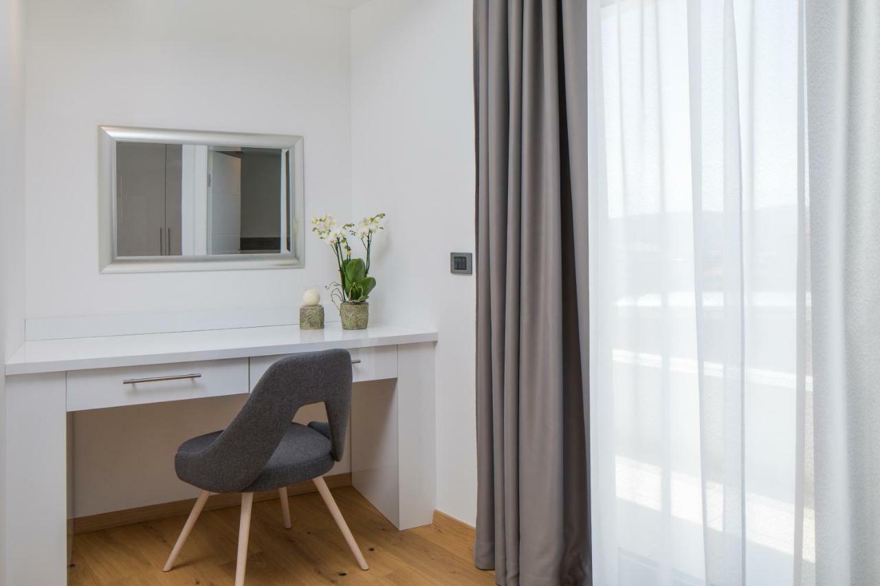 Luxury Apartments Baotic Трогір Екстер'єр фото