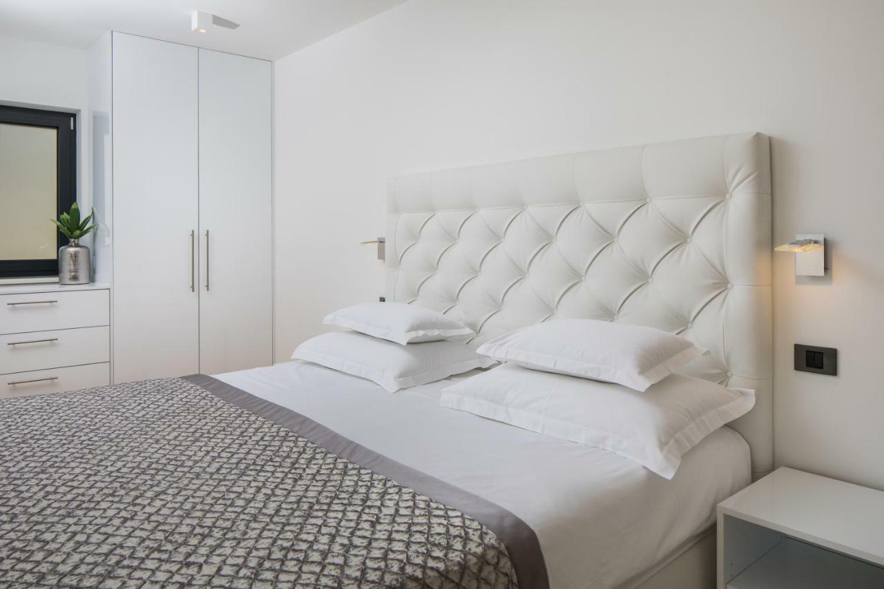 Luxury Apartments Baotic Трогір Екстер'єр фото