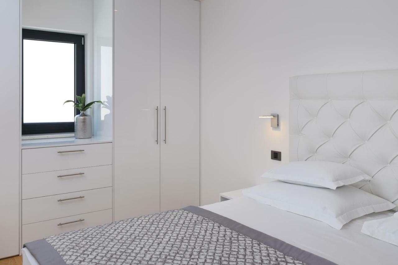 Luxury Apartments Baotic Трогір Екстер'єр фото